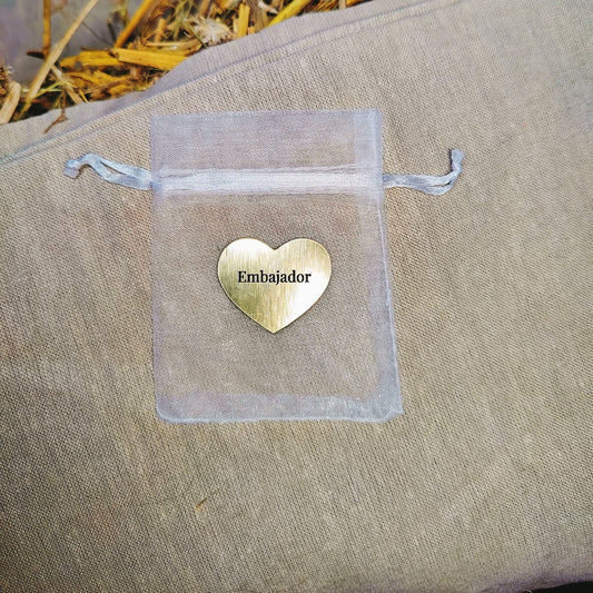 Selbstklebendes Herzschild in Gold